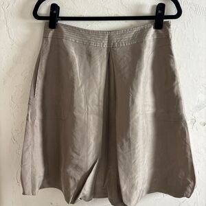 Womens SZ 4 Bubble Hem 100% Silk Skirt Pockets Minimalist, Preppy, Quiet Luxury